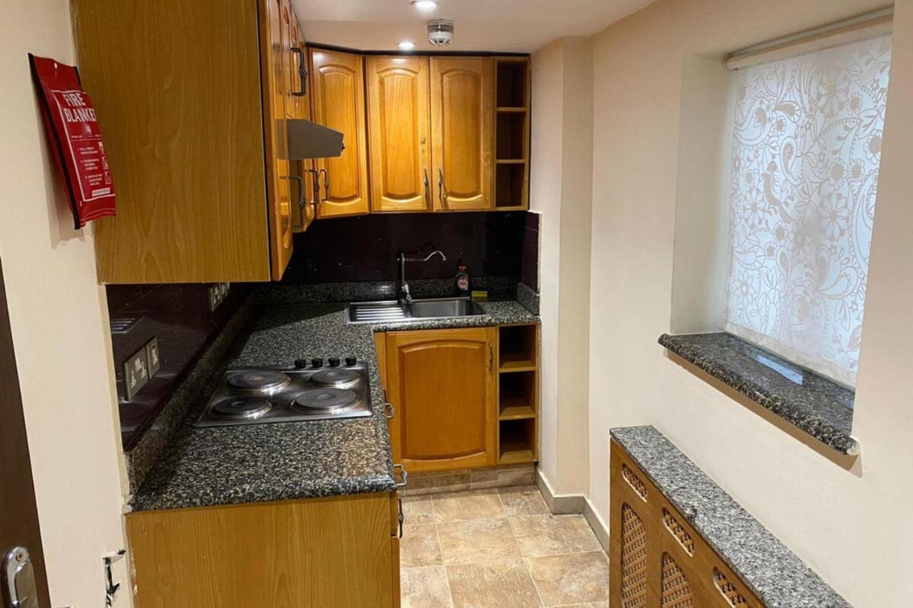 R12-B32-Mezzanine Studio Near Hyde Park Apartment London Bagian luar foto